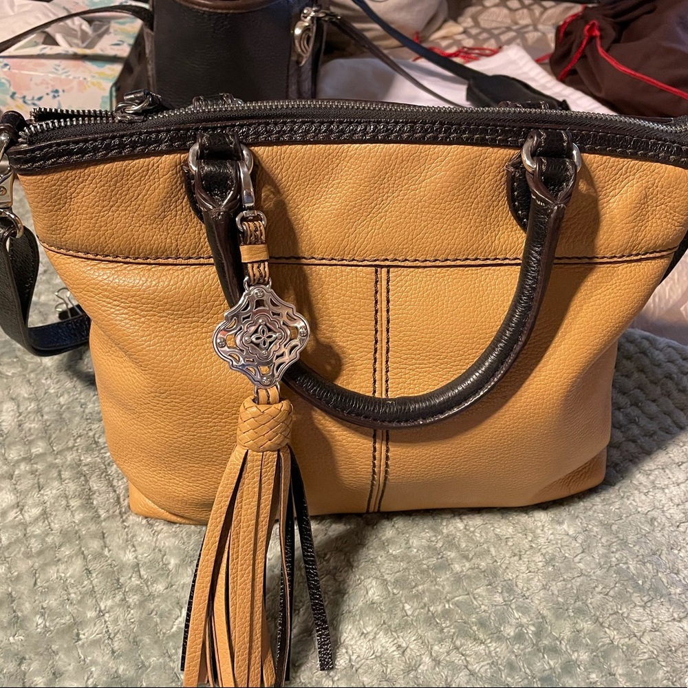 Two tone Brighton shoulder bag.